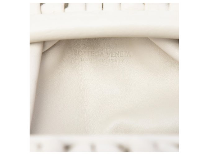 Bottega Veneta White Lambskin The Mini Pouch Crossbody Bianco Bianco sporco - vista 5