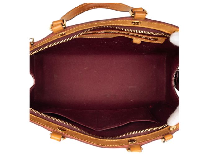 Louis Vuitton Red Monogram Vernis Brea MM Rosso Bordò - vista 4