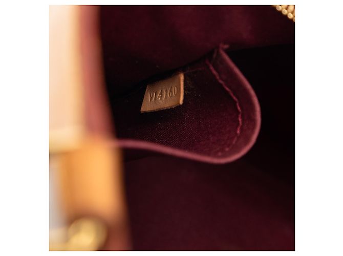 Louis Vuitton Red Monogram Vernis Brea MM Rosso Bordò - vista 6
