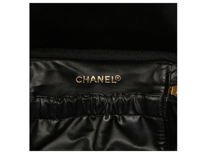 Vanity Beauty Case Chanel Black CC Caviar Nero - vista 5