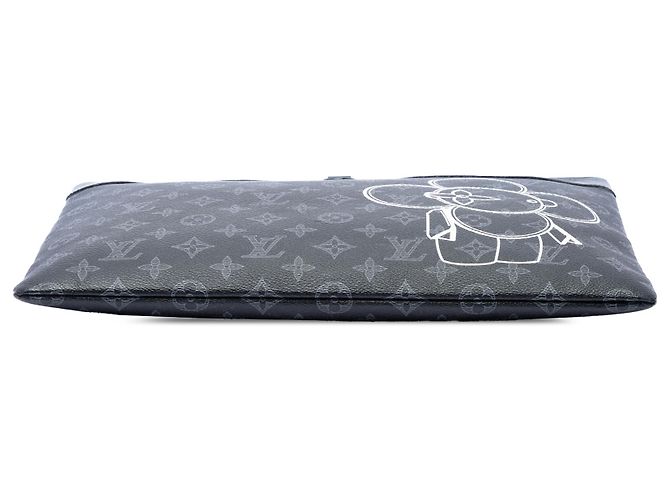 Louis Vuitton Pochette Vivienne Apollo Monogram Eclipse Nera GM Nero - vista 3