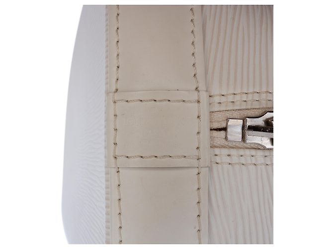 Louis Vuitton Alma PM in Epi bianco - vista 5