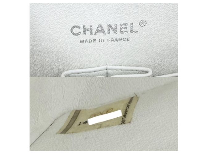 Borsa a tracolla Chanel Matelassé 25 Bianco - vista 5