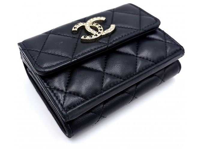 Portafoglio Chanel nero con strass e perle a tre pieghe - vista 3