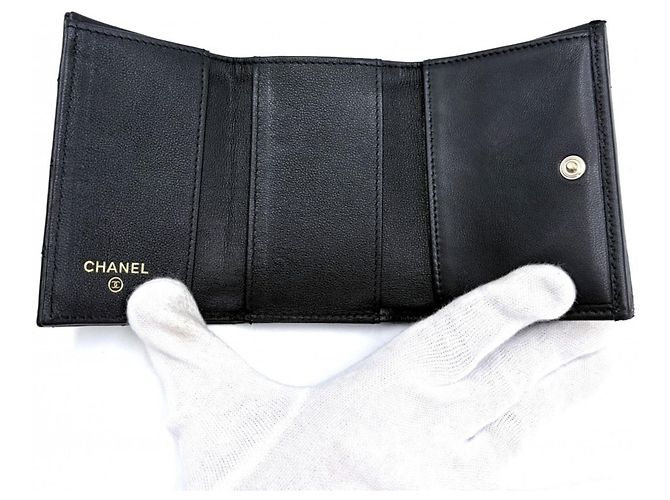 Portafoglio Chanel nero con strass e perle a tre pieghe - vista 4