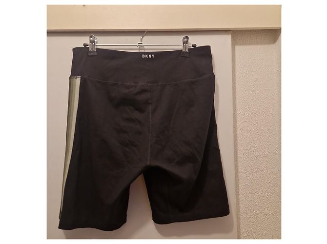 DKNY Pantaloncini sportivi neri con strisce laterali - vista 3