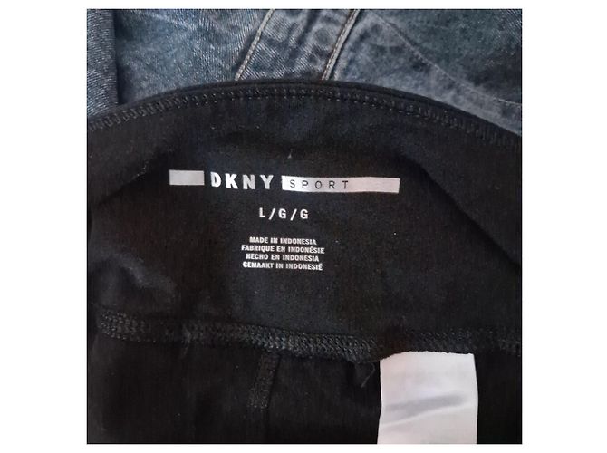 DKNY Pantaloncini sportivi neri con strisce laterali - vista 5