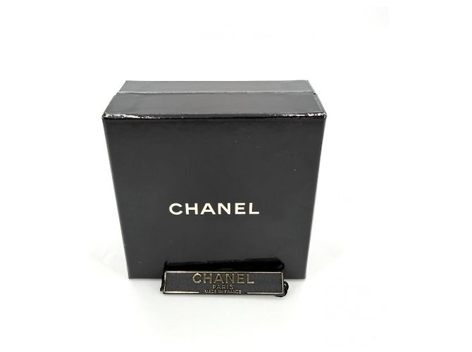 Spilla Chanel oro con perle finte e strass D'oro - vista 7