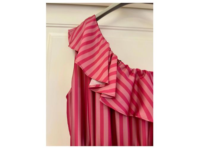 Autre Marque Preview Giorgia & Johns Rosa Gestreiftes One-Shoulder Maxikleid Pink - Ansicht 13