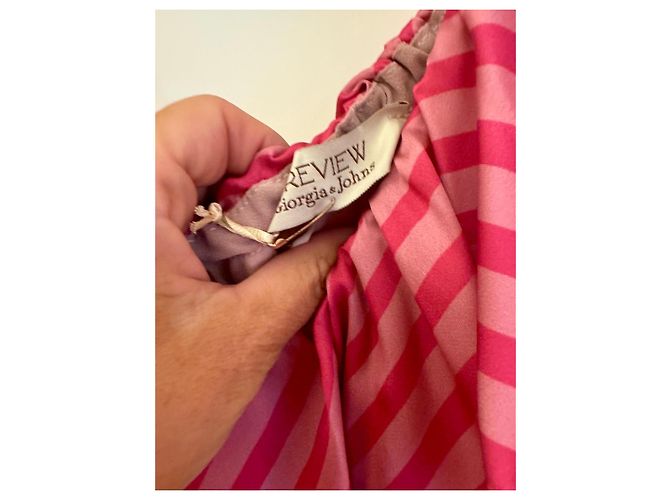 Autre Marque Preview Giorgia & Johns Rosa Gestreiftes One-Shoulder Maxikleid Pink - Ansicht 5