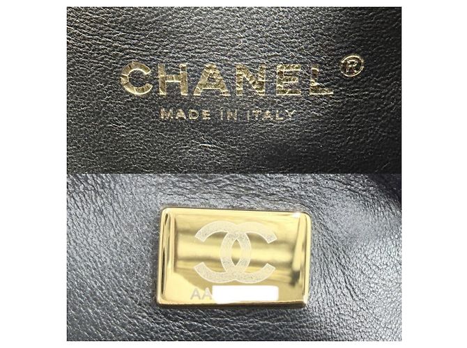 Borsa a tracolla in pelle dorata Chanel D'oro - vista 4