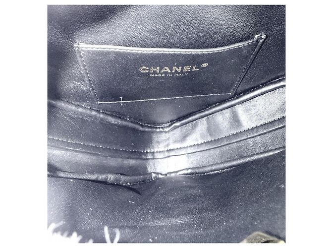 Borsa a tracolla in pelle dorata Chanel D'oro - vista 5