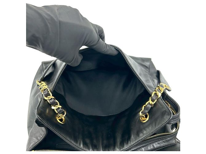 Timeless CHANEL Vintage Coco Mark Lammfell Ketten-Tote Bag Schwarz - Ansicht 10