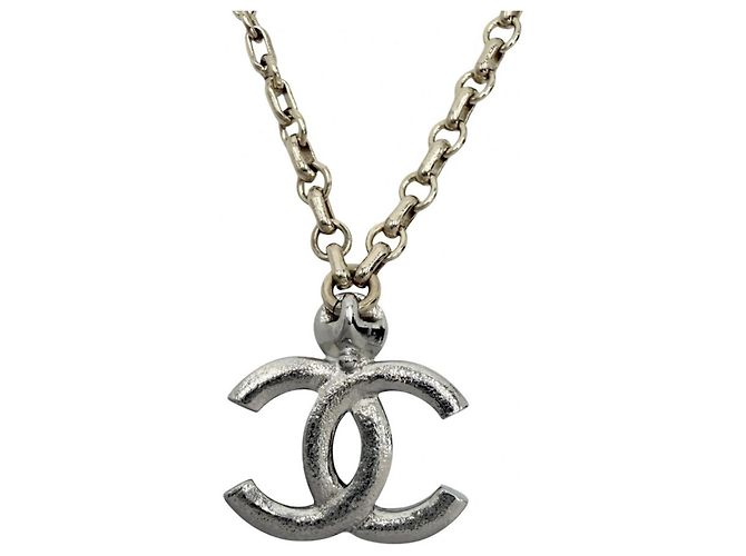 Colar Chanel em ouro e strass Dourado - vista 2
