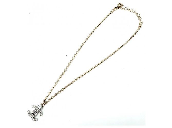 Colar Chanel em ouro e strass Dourado - vista 4
