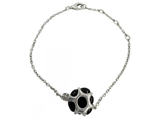 Bracciale charm Collezione Camellia Chanel - vista 2