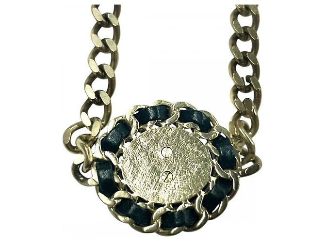 Collana Chanel in pelle nera placcata oro Nero - vista 2