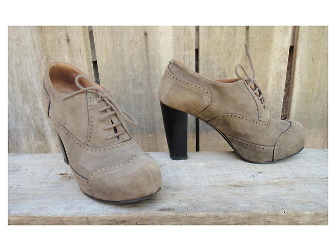 Autre Marque Fratelli Rossetti Décolleté stringate in camoscio Beige - vista 2