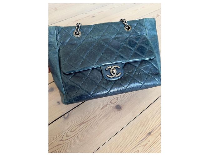 Chanel Timeless Shopping Bag Agnello Blu - vista 9