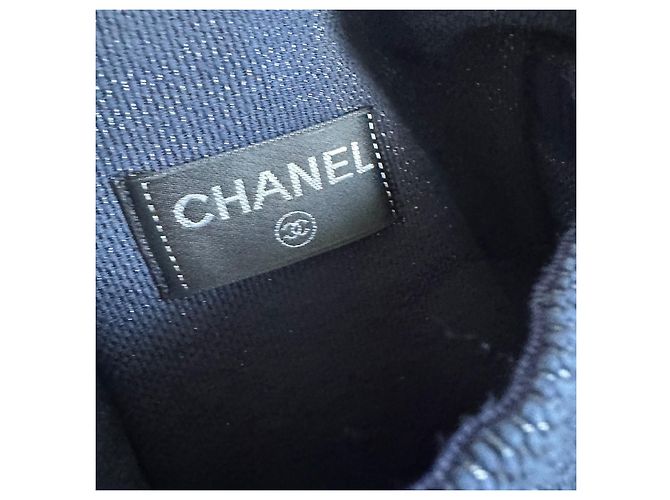 Chanel Borsa Tote in spugna blu navy con pochette Blu scuro - vista 5