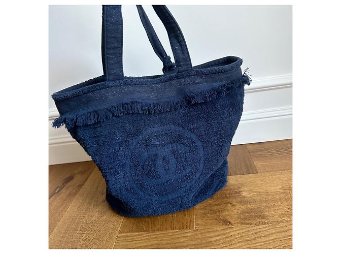 Chanel Borsa Tote in spugna blu navy con pochette Blu scuro - vista 9