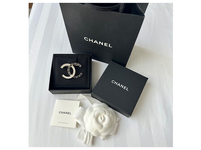 Spilla Chanel CC Logo Cristalli e Pelle Nero Gold hardware - vista 7