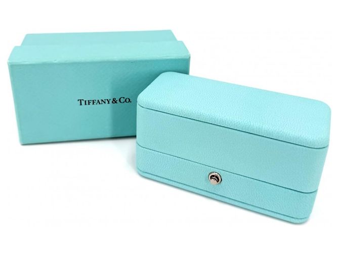Orecchini a lobo Elsa Peretti Open Heart di Tiffany & Co. - vista 8