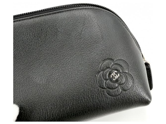 Chanel Pouch aus schwarzem Leder - Ansicht 10
