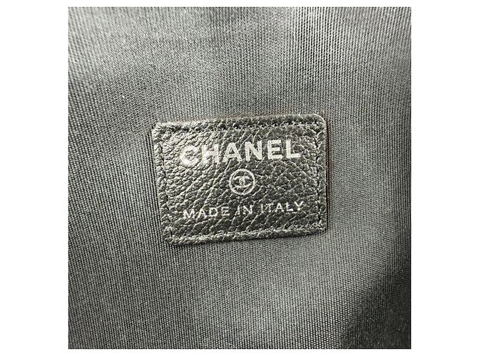 Chanel Pouch aus schwarzem Leder - Ansicht 5