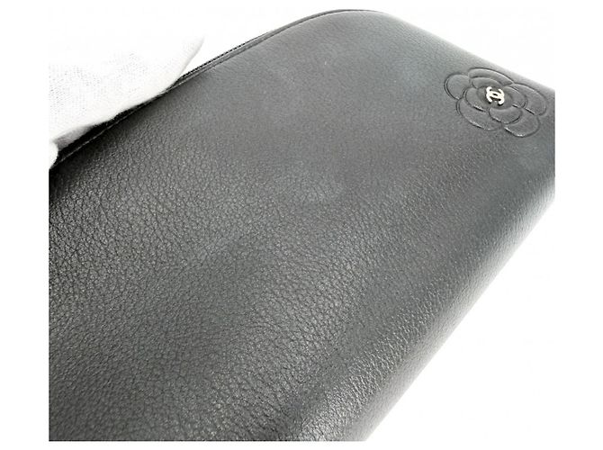 Chanel Pouch aus schwarzem Leder - Ansicht 9