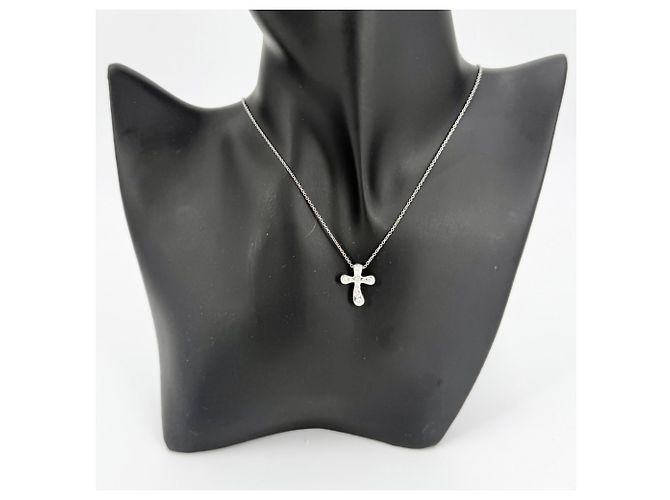 Collana piccola croce Elsa Peretti di Tiffany & Co. in platino 950 - vista 3