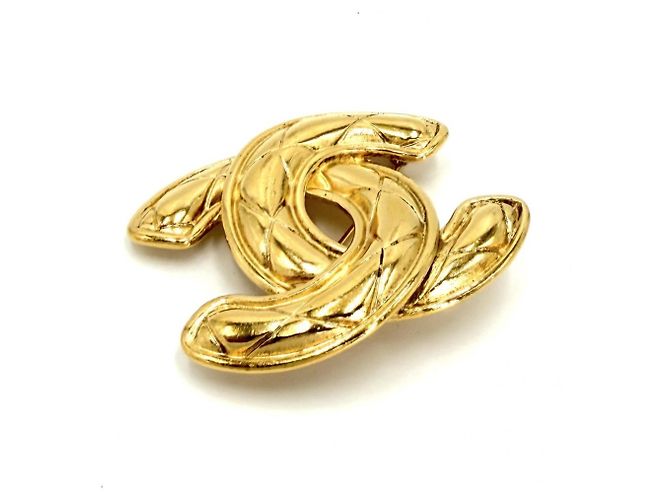 Spilla Chanel Vintage Matelassé Oro D'oro - vista 3