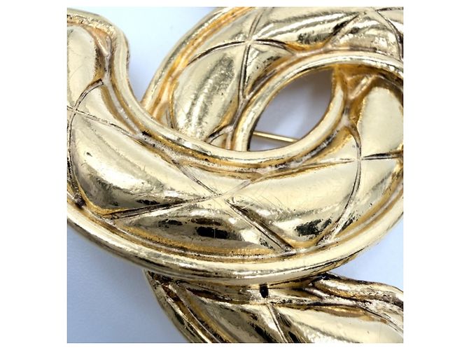 Spilla Chanel Vintage Matelassé Gold D'oro - vista 7