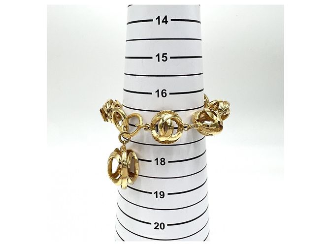 Bracciale Chanel Coco Vintage Charm D'oro - vista 4