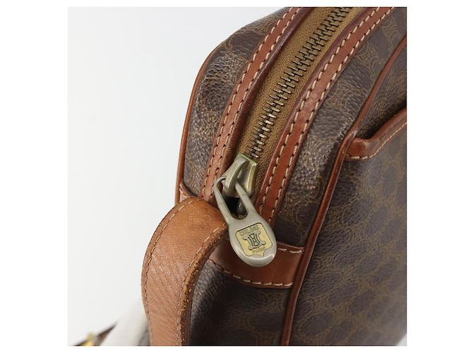 Céline Borsa a Spalla CELINE Macadam Canvas PVC Pelle Marrone Oro Auth 187894 D'oro - vista 9