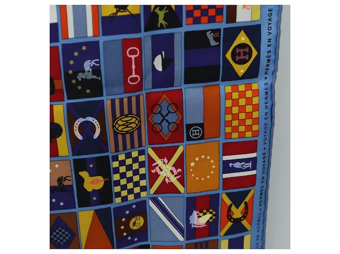 Hermès Carré 90 Sciarpa "En Voyage" Seta Blu Autentica 190238M - vista 14