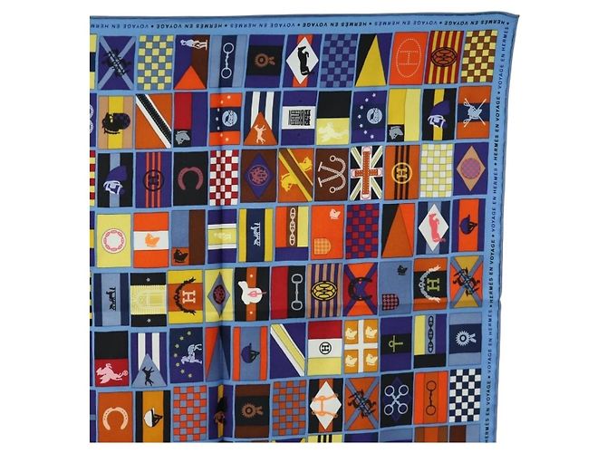 Hermès Carré 90 Sciarpa "En Voyage" Seta Blu Autentica 190238M - vista 4