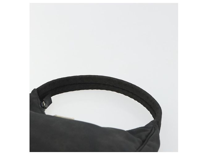 Pochette PRADA in nylon nero con dettagli argento Auth 186598 - vista 8
