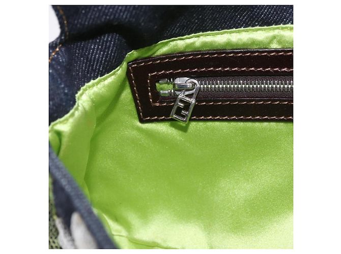Borsa FENDI Mamma Baguette in denim con ricamo floreale blu navy e argento Auth 190100SAM - vista 25