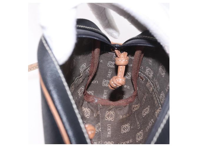 Borsa a Spalla LOEWE Anagram in Pelle Nera e Oro Auth BA13716 Nero D'oro - vista 18