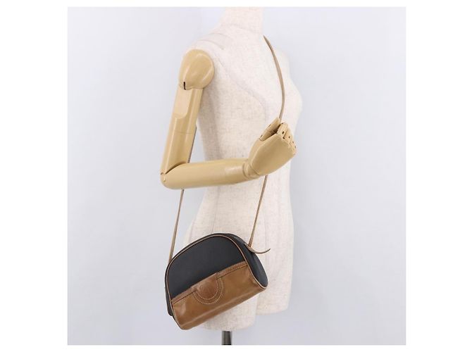 Borsa a Spalla LOEWE Anagram in Pelle Nera e Oro Auth BA13716 Nero D'oro - vista 19