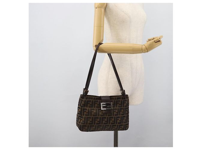 FENDI Zucca Canvas Mamma Baguette Tote Bag Black Brown Auth 189846A Marrone Nero - vista 24