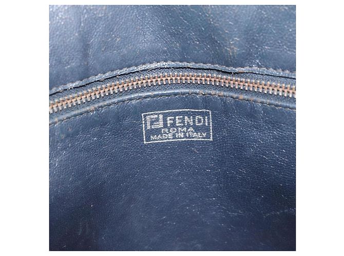 Borsa a Spalla FENDI in Pelle Nera e Oro Auth bs35826 Nero D'oro - vista 20