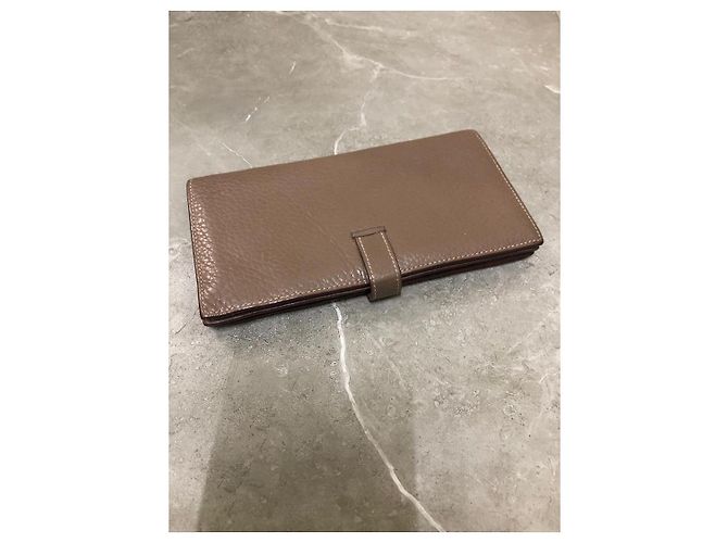 Cartera Hermès Kelly en cuero taupe - vista 2
