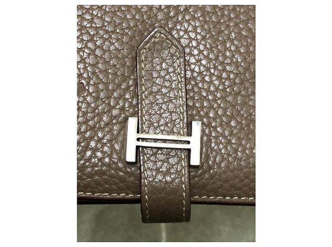 Cartera Hermès Kelly en cuero taupe - vista 3