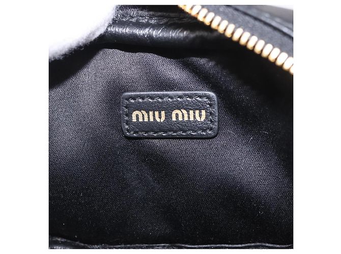 Charm per borsa Miu Miu Matelasse in pelle nera e oro Auth 188997M Nero D'oro - vista 11