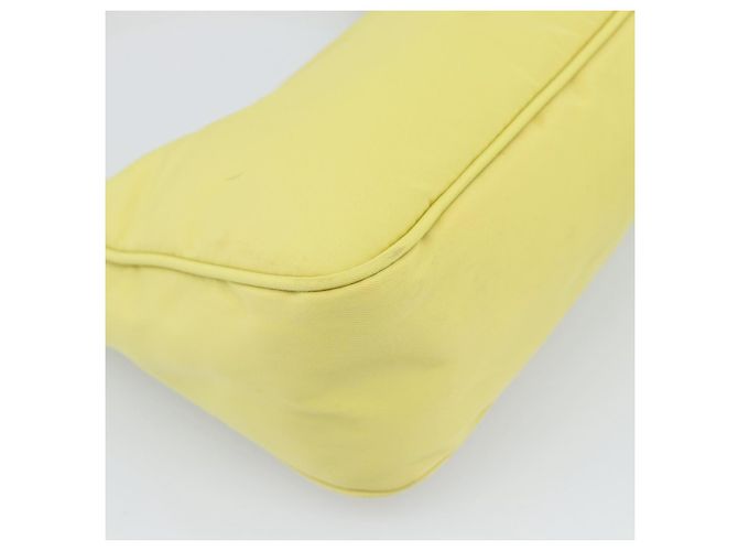 PRADA Hand Pouch Nylon Gelb Silber Auth 189641 - Ansicht 16