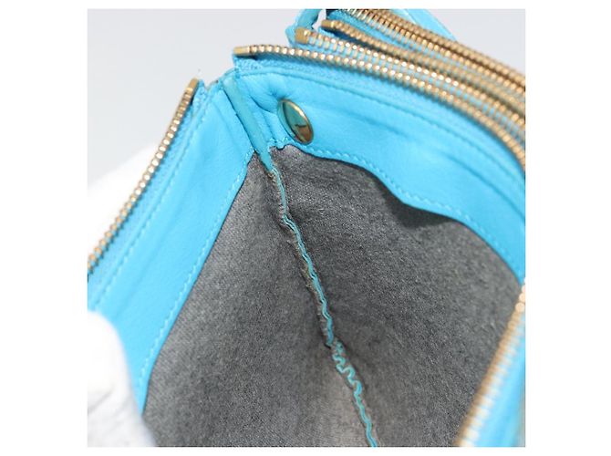 Céline Borsa a tracolla CELINE Trio in pelle azzurro oro Auth 189302 D'oro Blu chiaro - vista 18