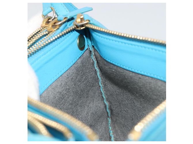 Céline Borsa a tracolla CELINE Trio in pelle azzurro oro Auth 189302 D'oro Blu chiaro - vista 19
