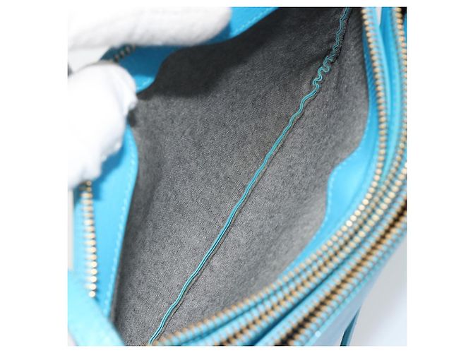 Céline Borsa a tracolla CELINE Trio in pelle azzurro oro Auth 189302 D'oro Blu chiaro - vista 21
